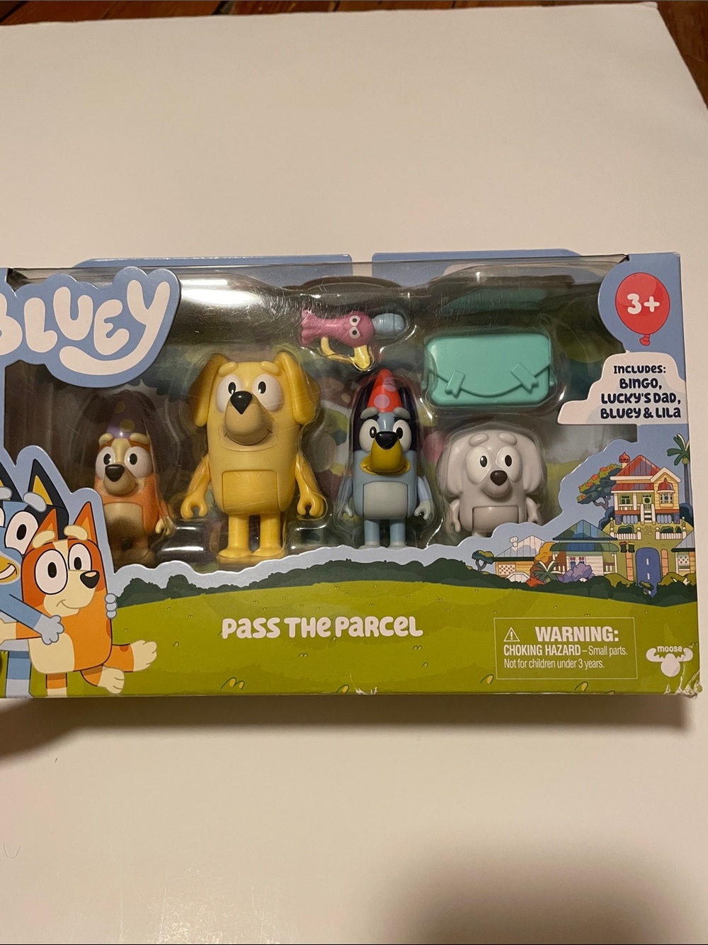 Bluey Pass the Parcel Bingo Bluey Lila & Lucky’s Dad Set Bluey Figurines NIB